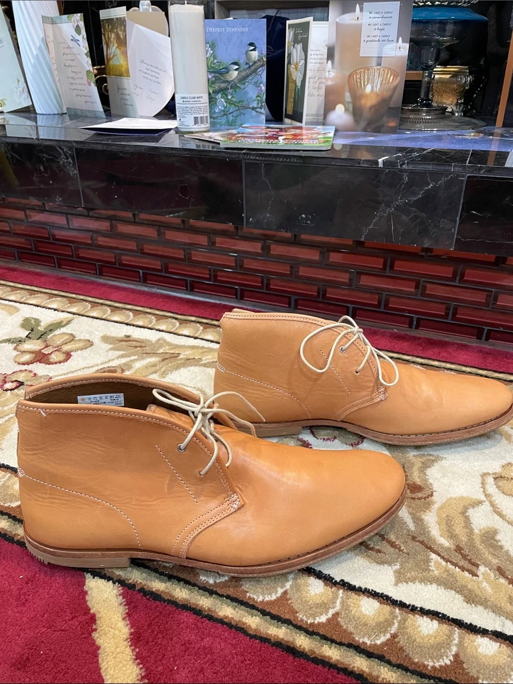 Men's Tan Leather Chukka Boots — Casual Lace-Up Style